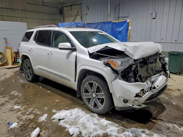 GMC Acadia Denali Image 2