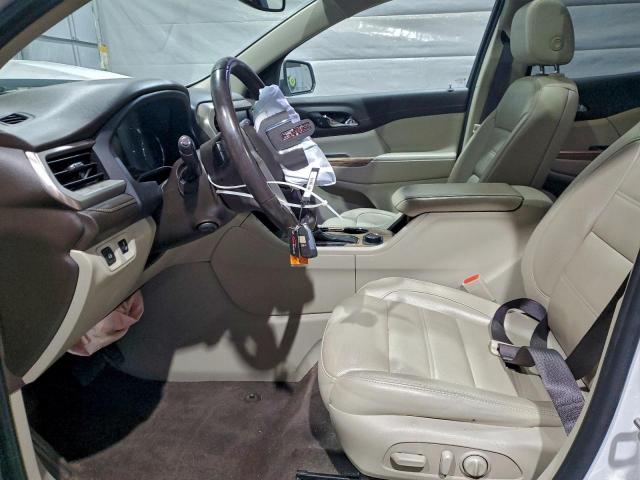 GMC Acadia Denali Image 8