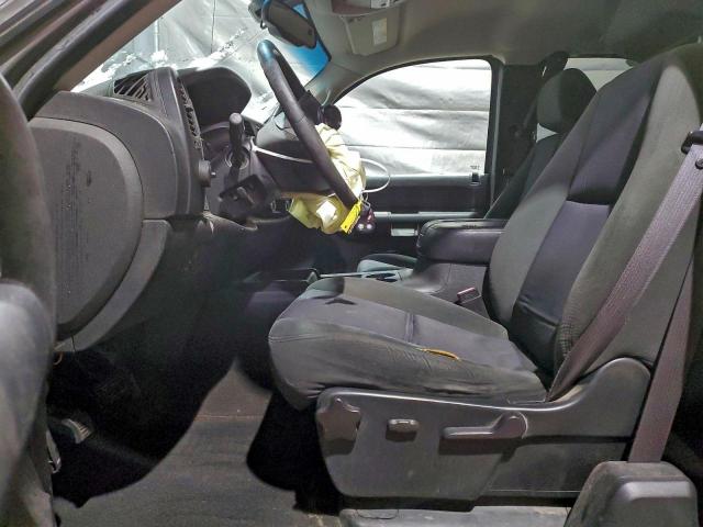 Chevrolet Silverado K2500 Heavy Duty Image 4