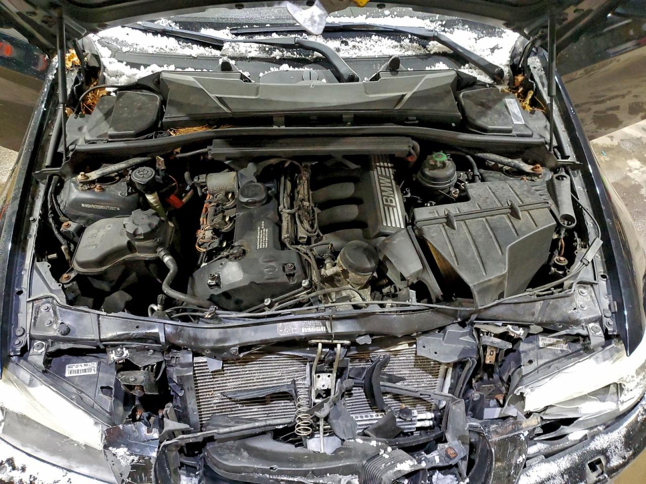 BMW 3 Series Xi Image 9