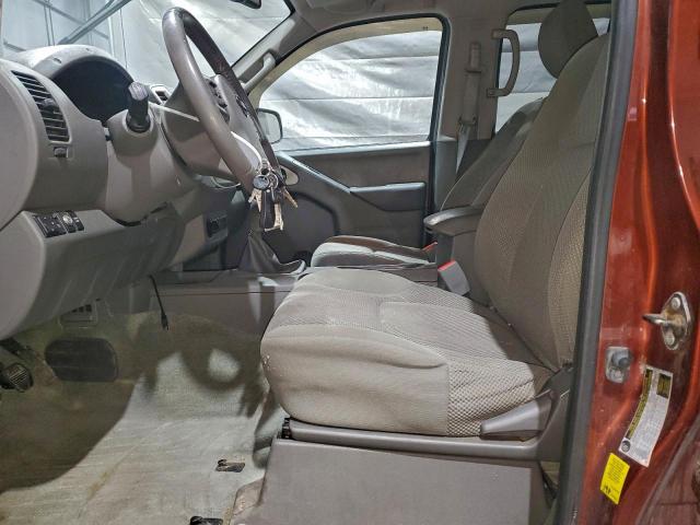 Nissan Frontier S Image 3