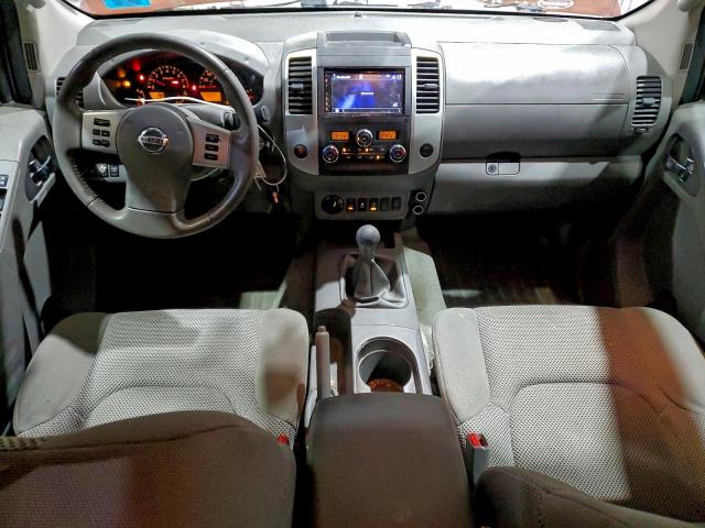 Nissan Frontier S Image 8