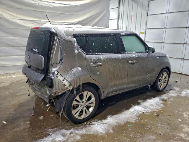 Kia Soul + Image 11