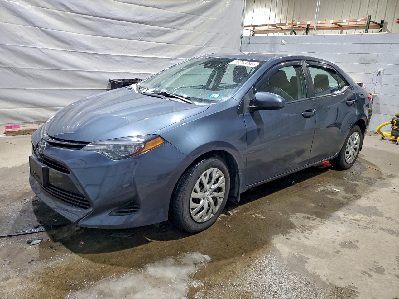 Toyota Corolla L Image 1