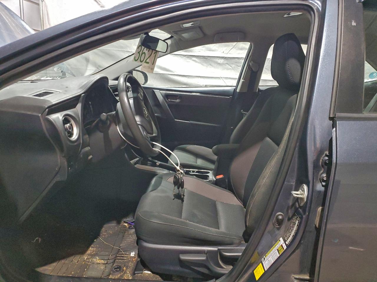 Toyota Corolla L Image 4