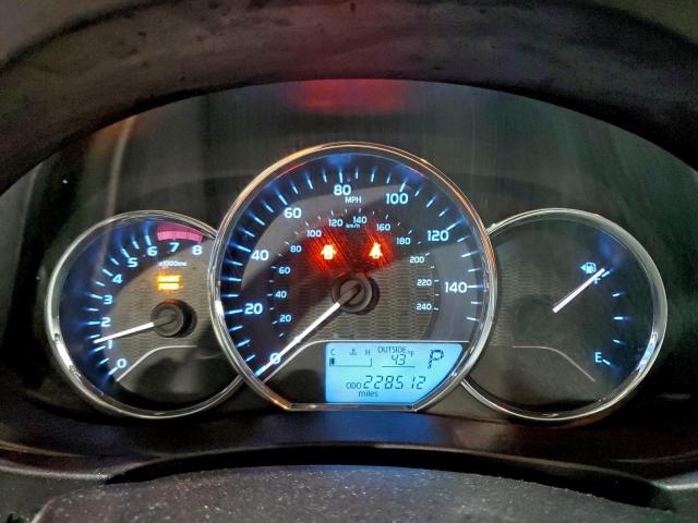 Toyota Corolla L Image 6