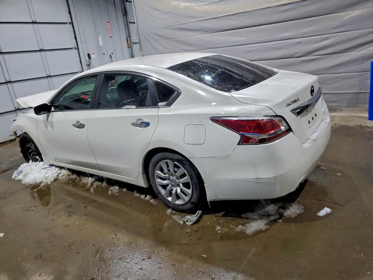 Nissan Altima 2.5 Image 2