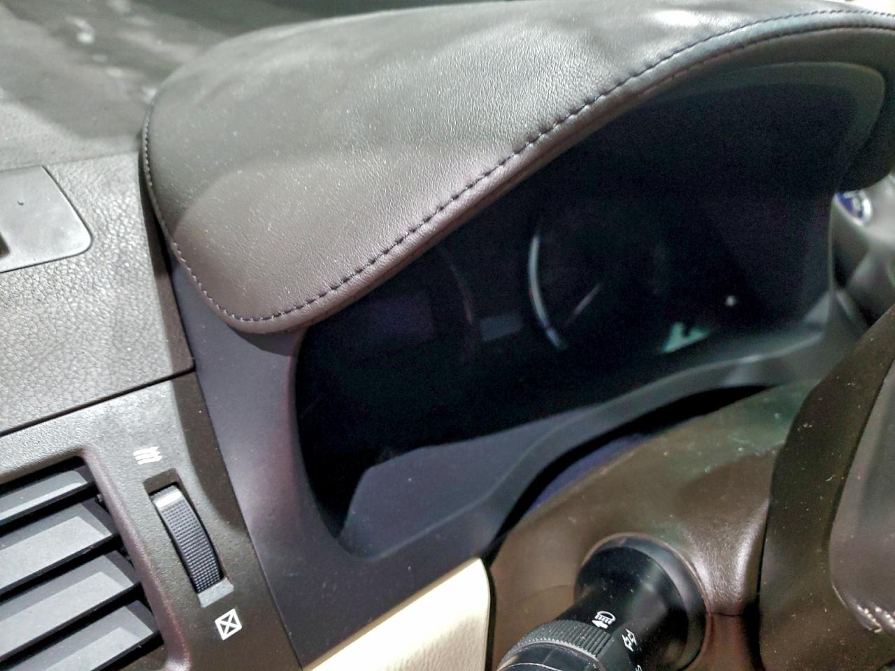 Lexus Hs 250h Image 9