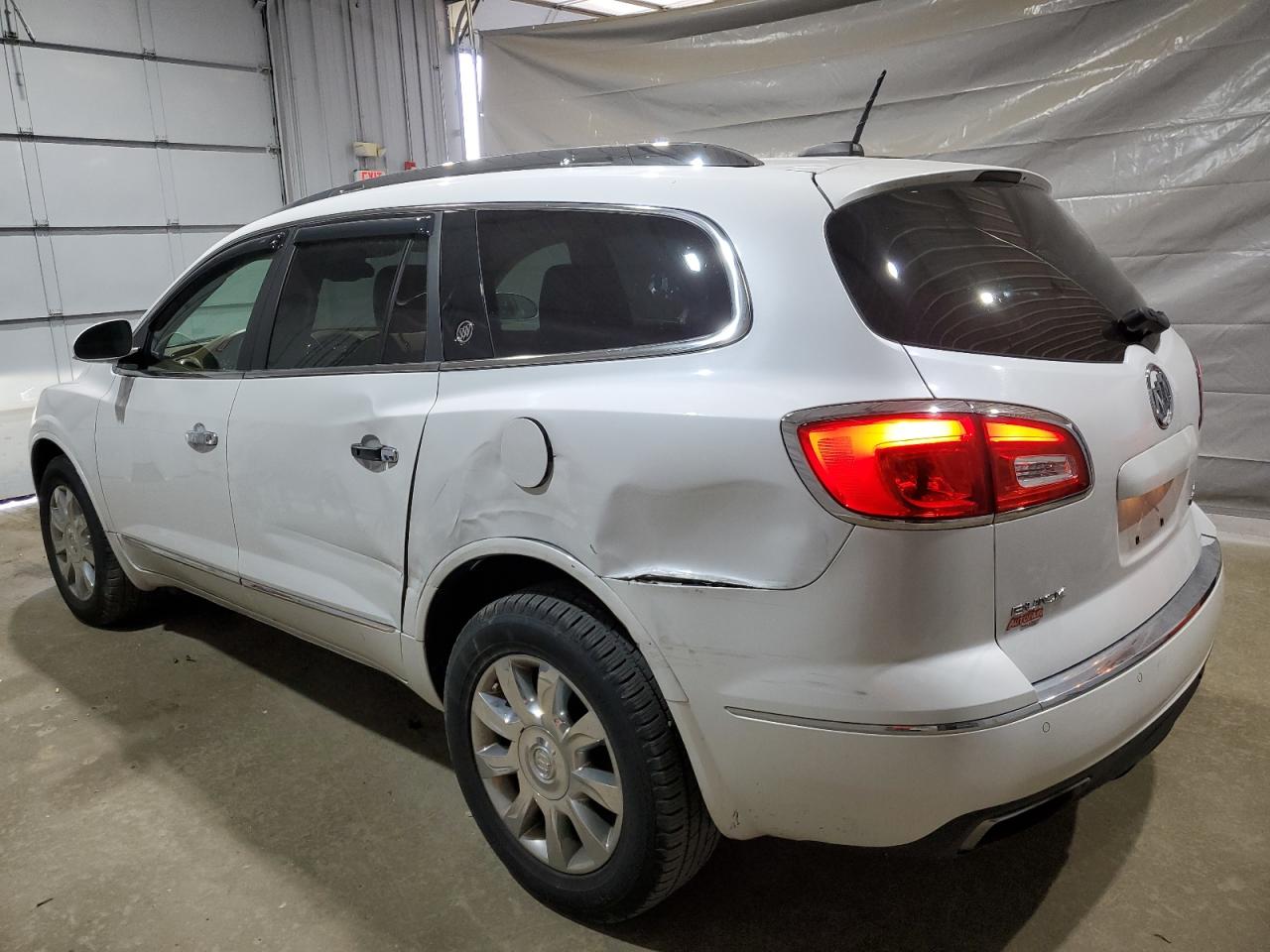 Buick Enclave Image 2