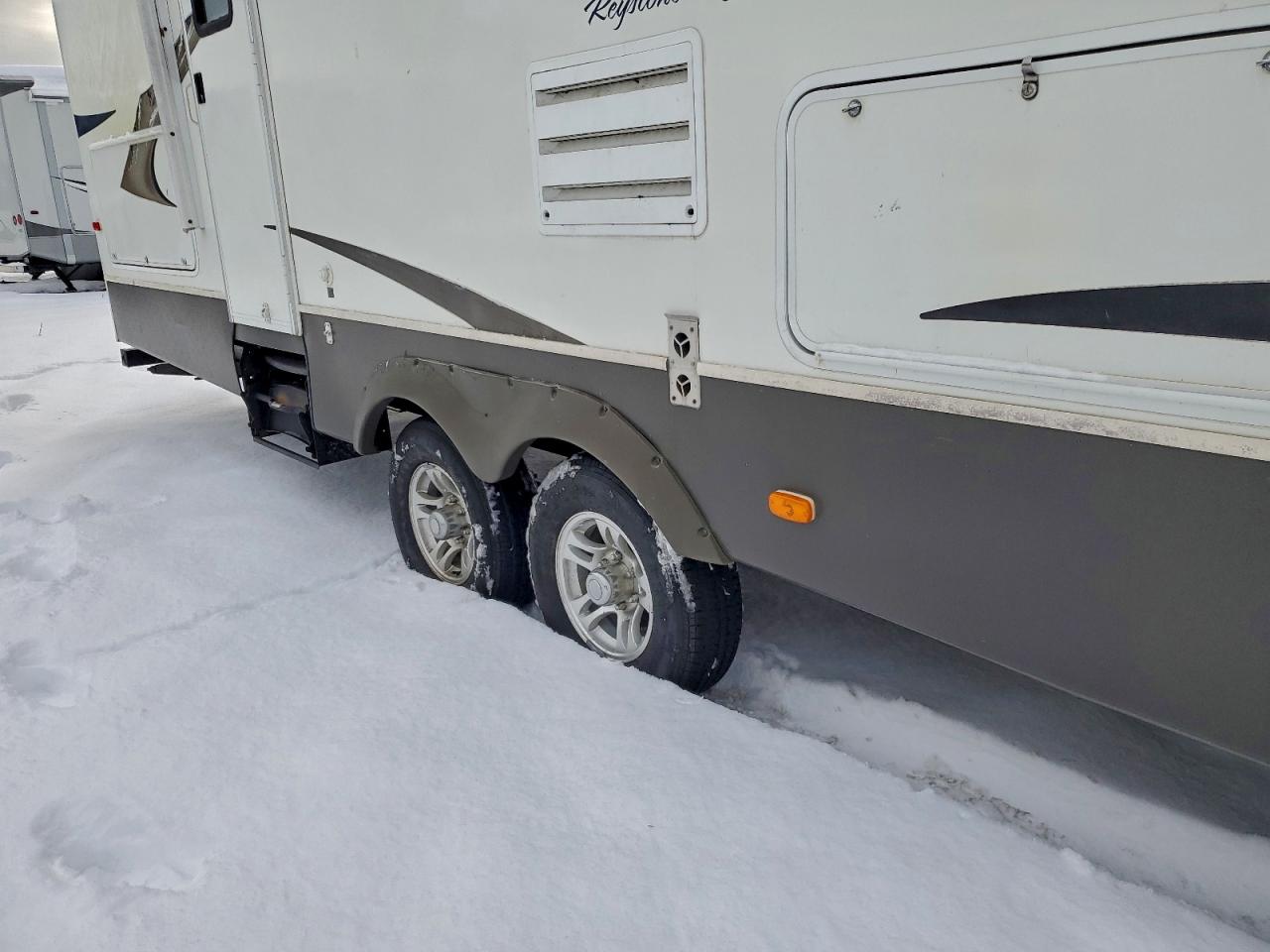 Keystone Outback Image 8