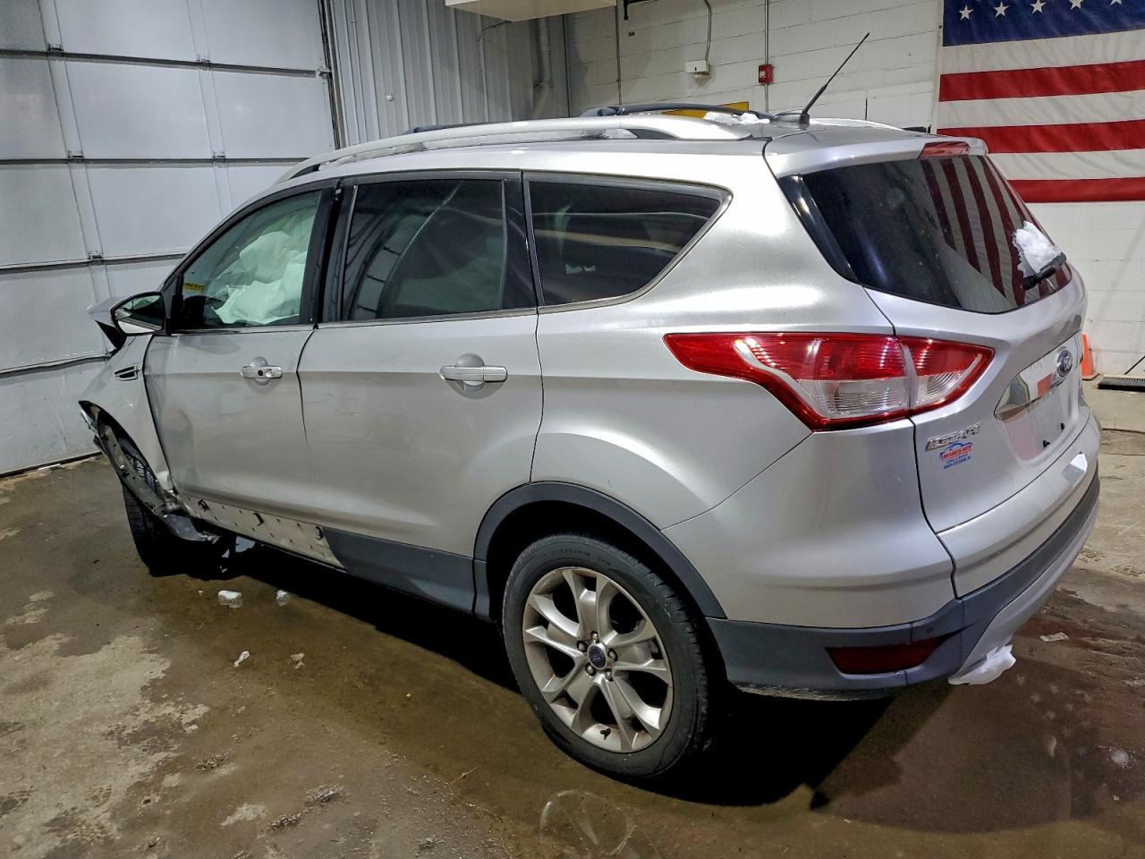 Ford Escape Titanium Image 8