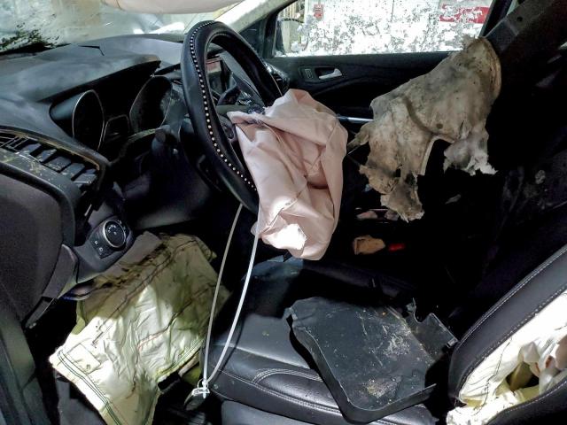 Ford Escape Titanium Image 9