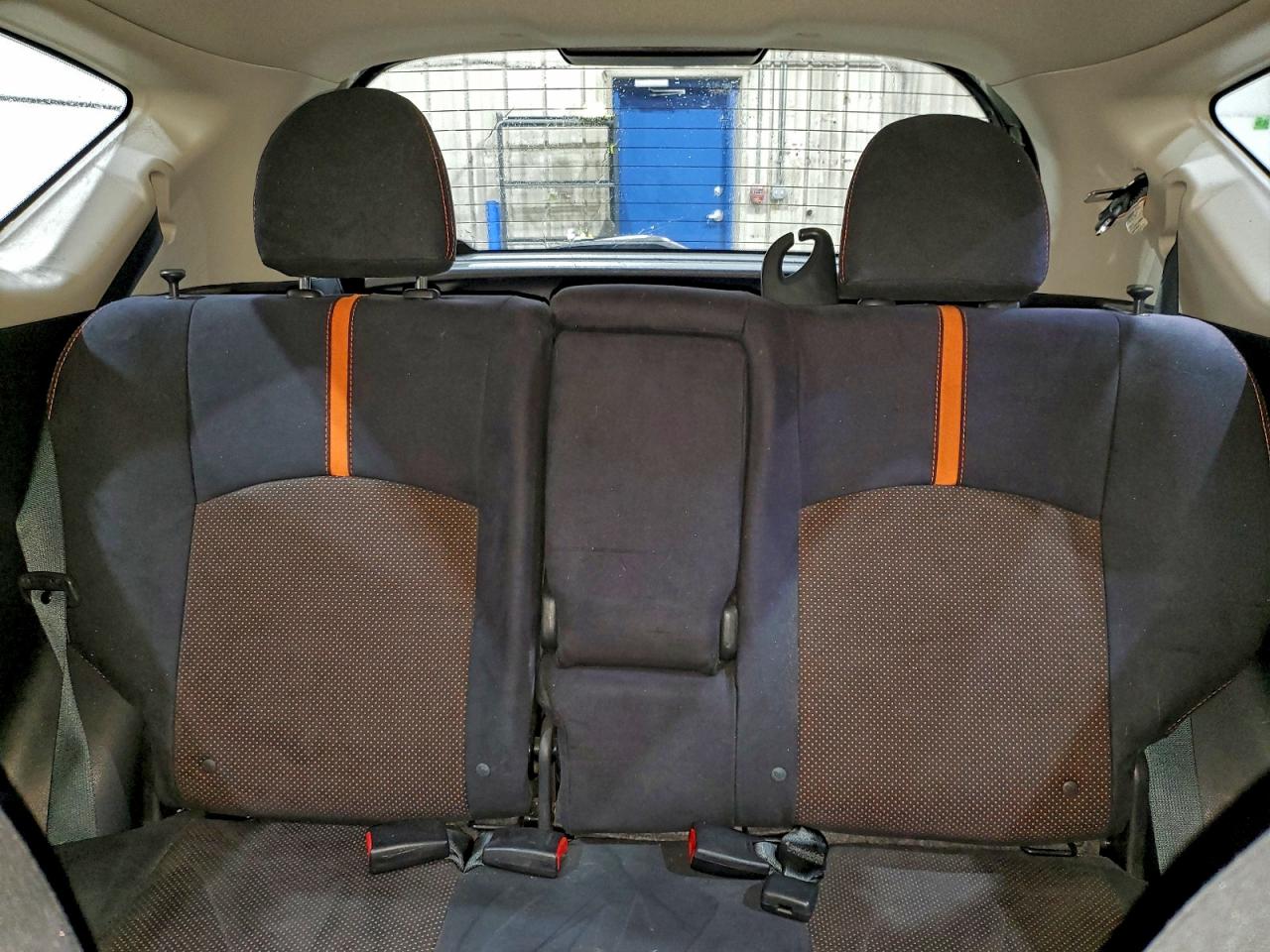 Nissan Versa S Image 8