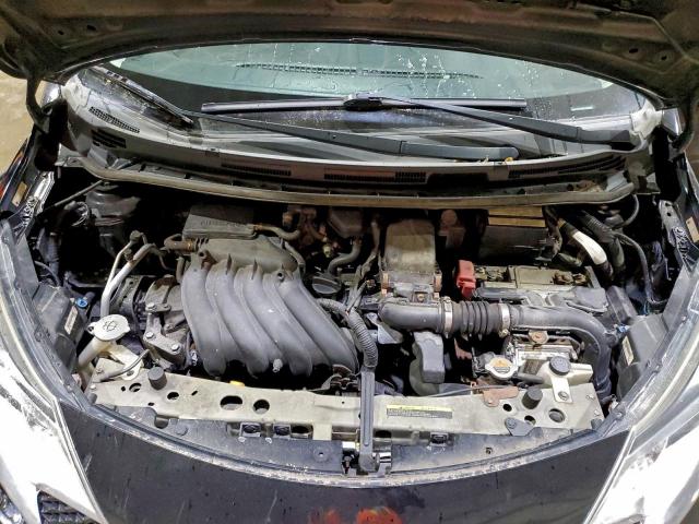 Nissan Versa S Image 10