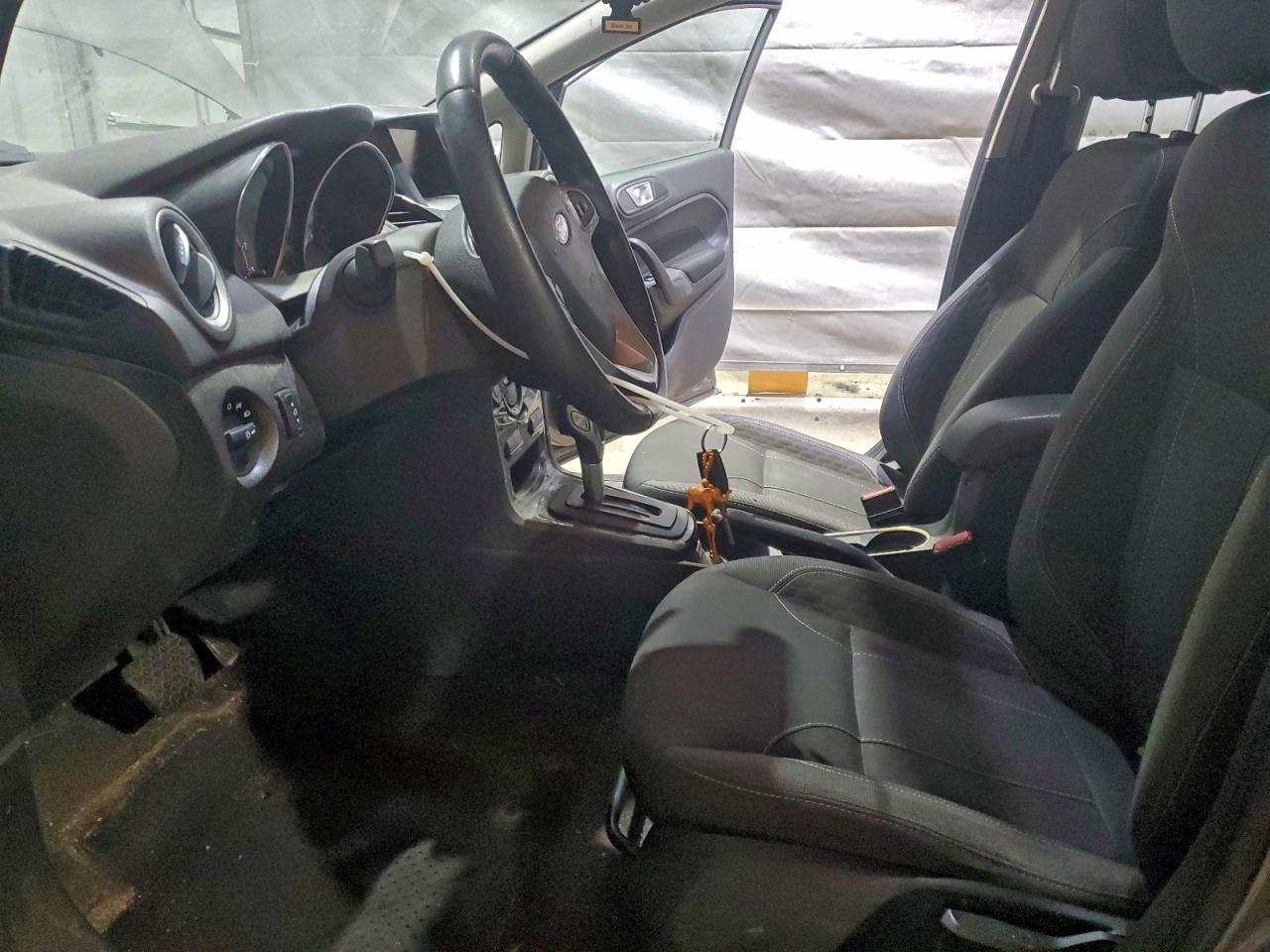 Ford Fiesta Se Image 5