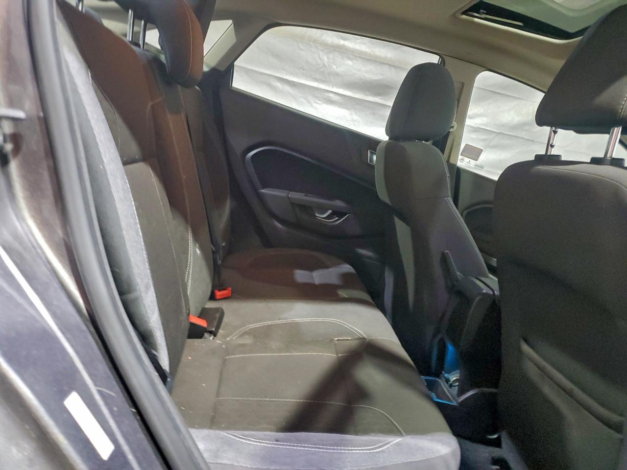 Ford Fiesta Se Image 8