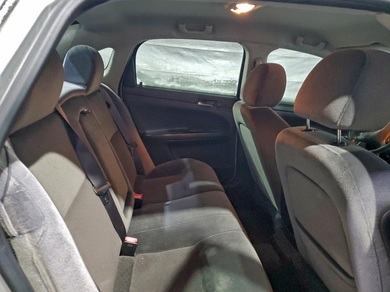 Chevrolet Impala Lt Image 11