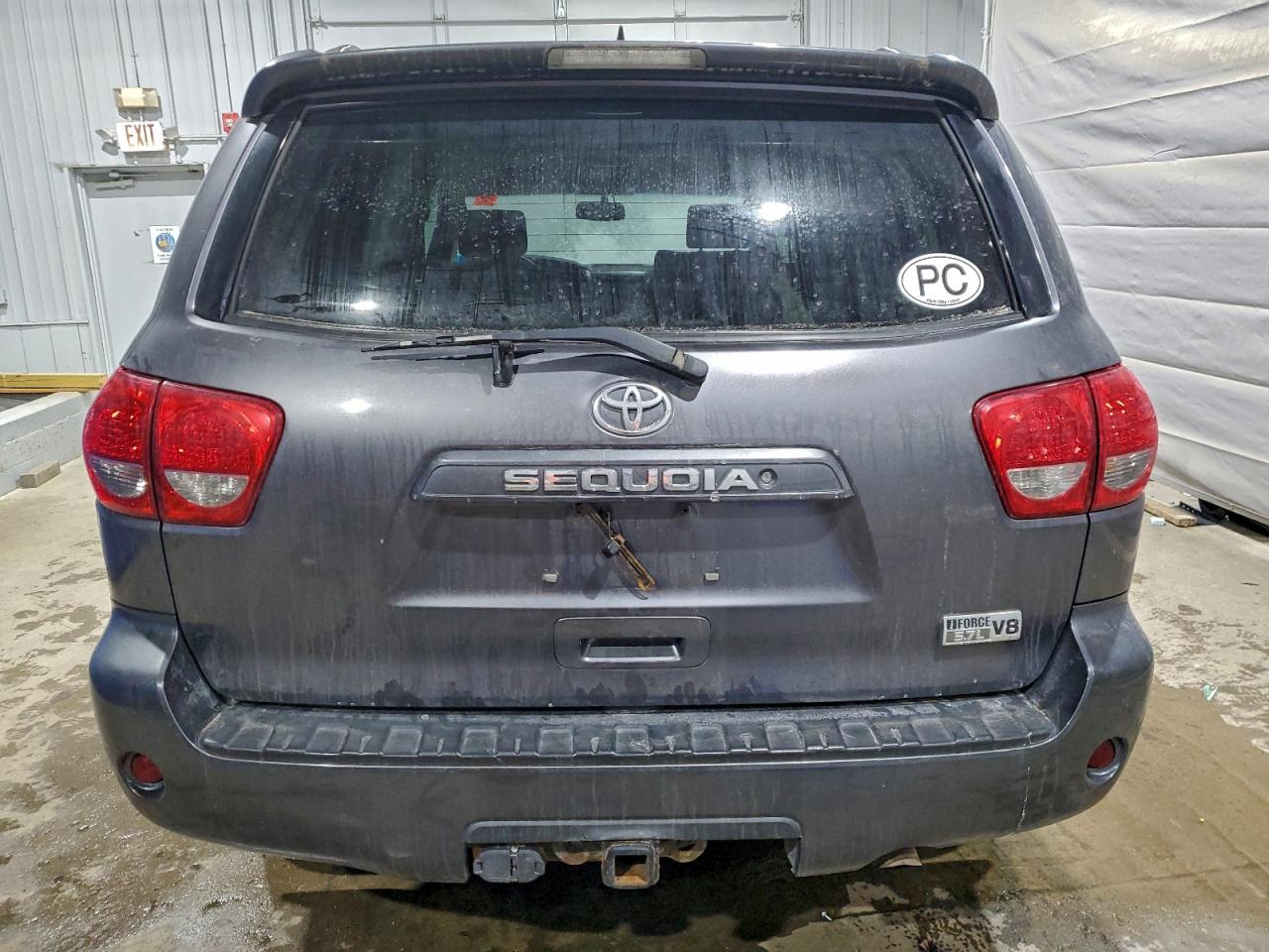 Toyota Sequoia Sr5 Image 4