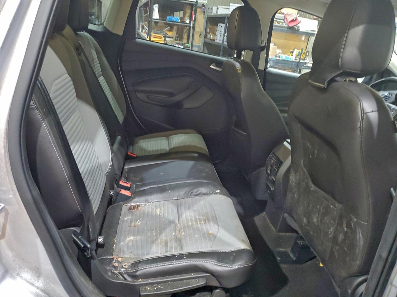 Ford Escape Se Image 8