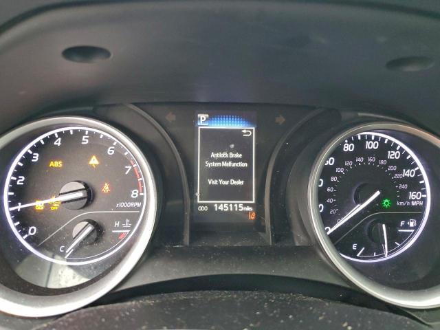 Toyota Camry Le Image 9