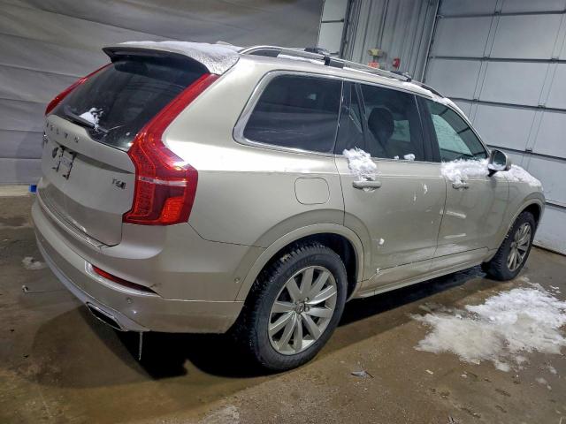 Volvo XC90 T6 Image 12