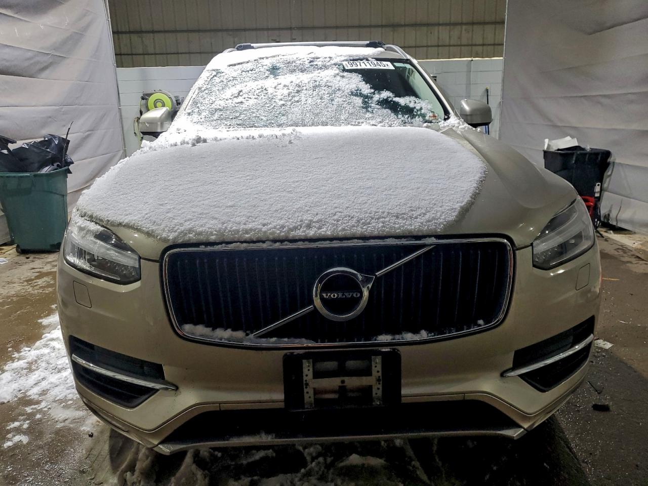 Volvo XC90 T6 Image 8
