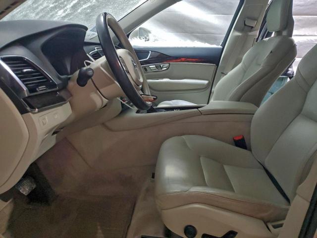 Volvo XC90 T6 Image 6