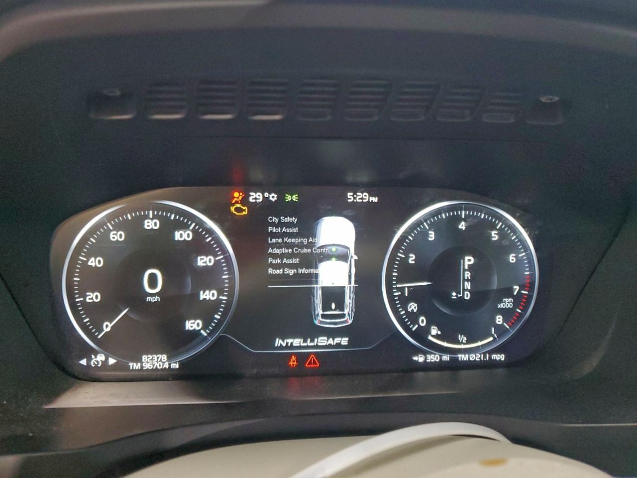 Volvo XC90 T6 Image 2