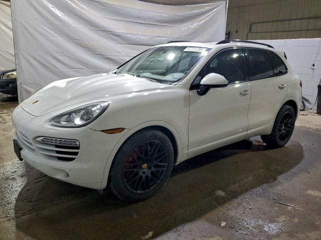  Salvage Porsche Cayenne