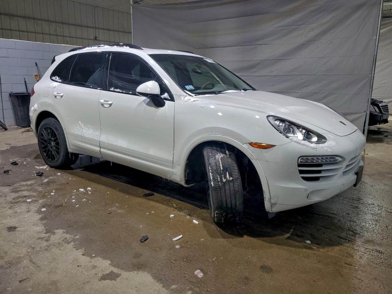 Porsche Cayenne S Hybrid Image 5