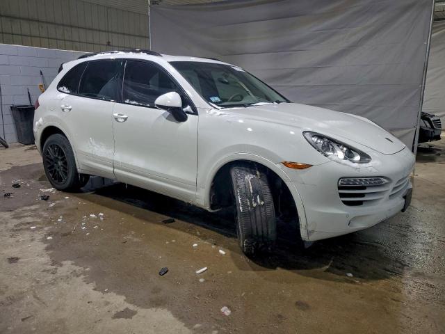 Porsche Cayenne S Hybrid Image 5