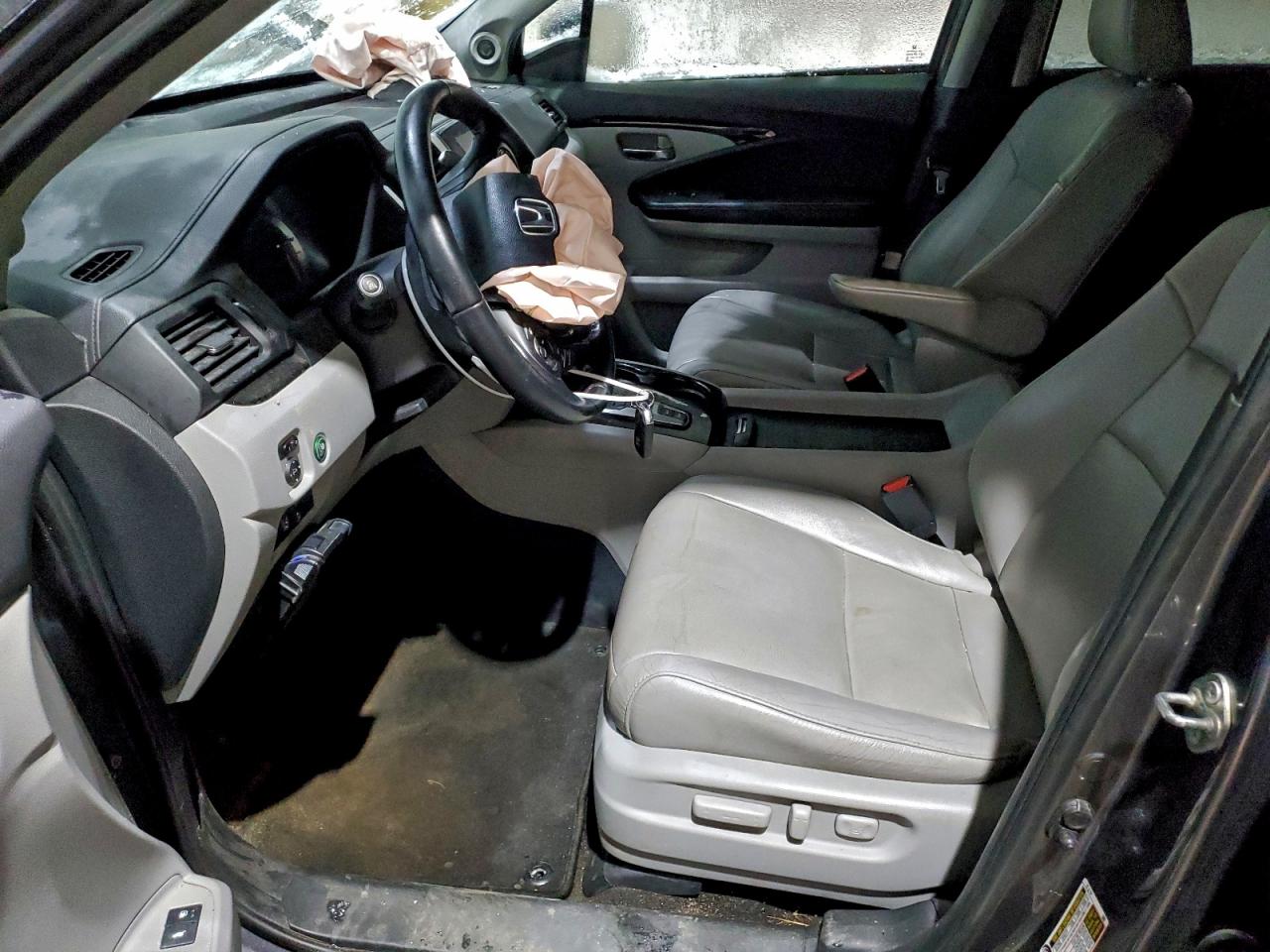 Honda Pilot Touring Image 7