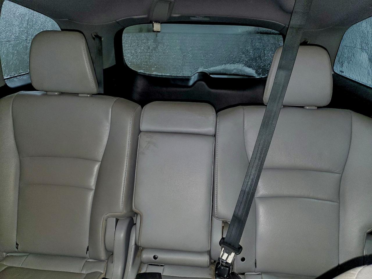 Honda Pilot Touring Image 10