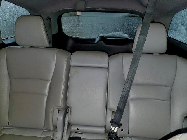 Honda Pilot Touring Image 10