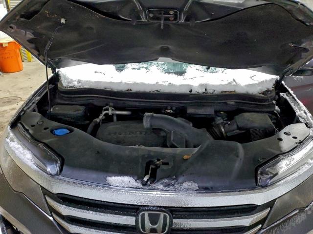 Honda Pilot Touring Image 11