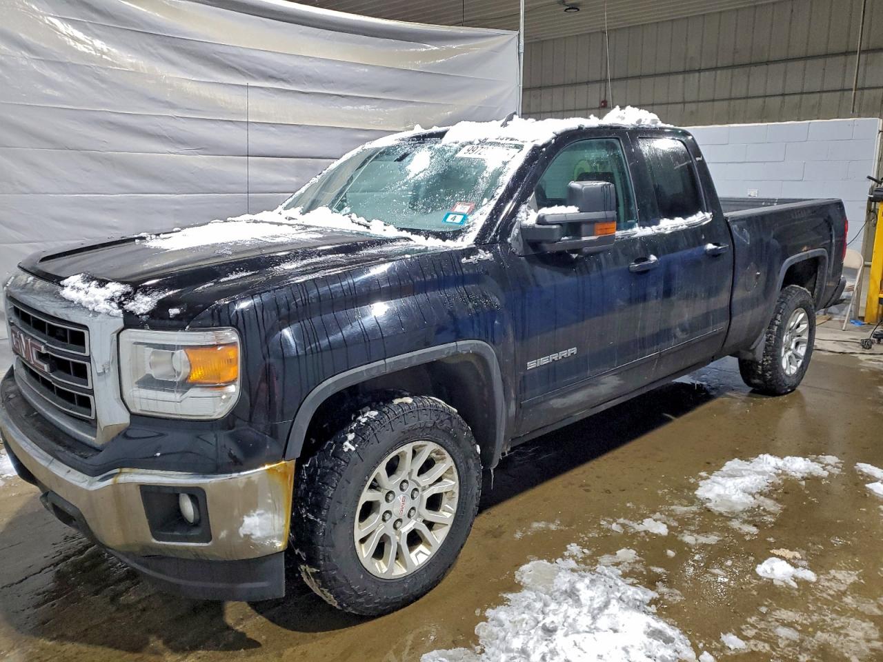 GMC Sierra K1500 Sle Image 1