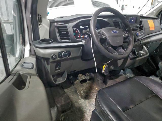 Ford Transit T-250 Image 5