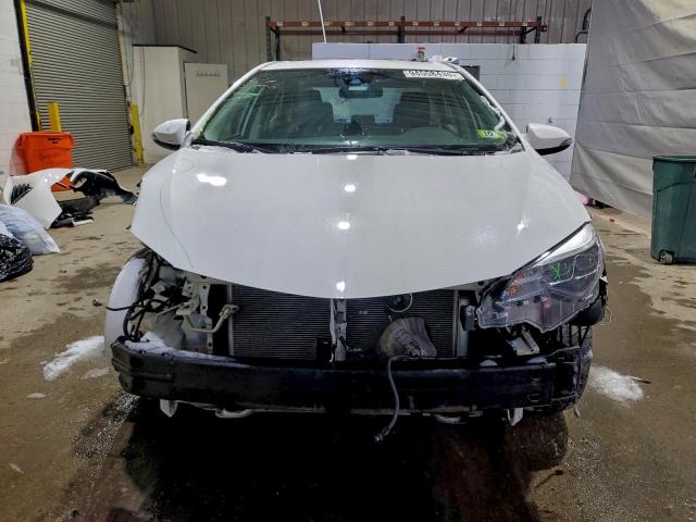 Toyota Corolla L Image 10