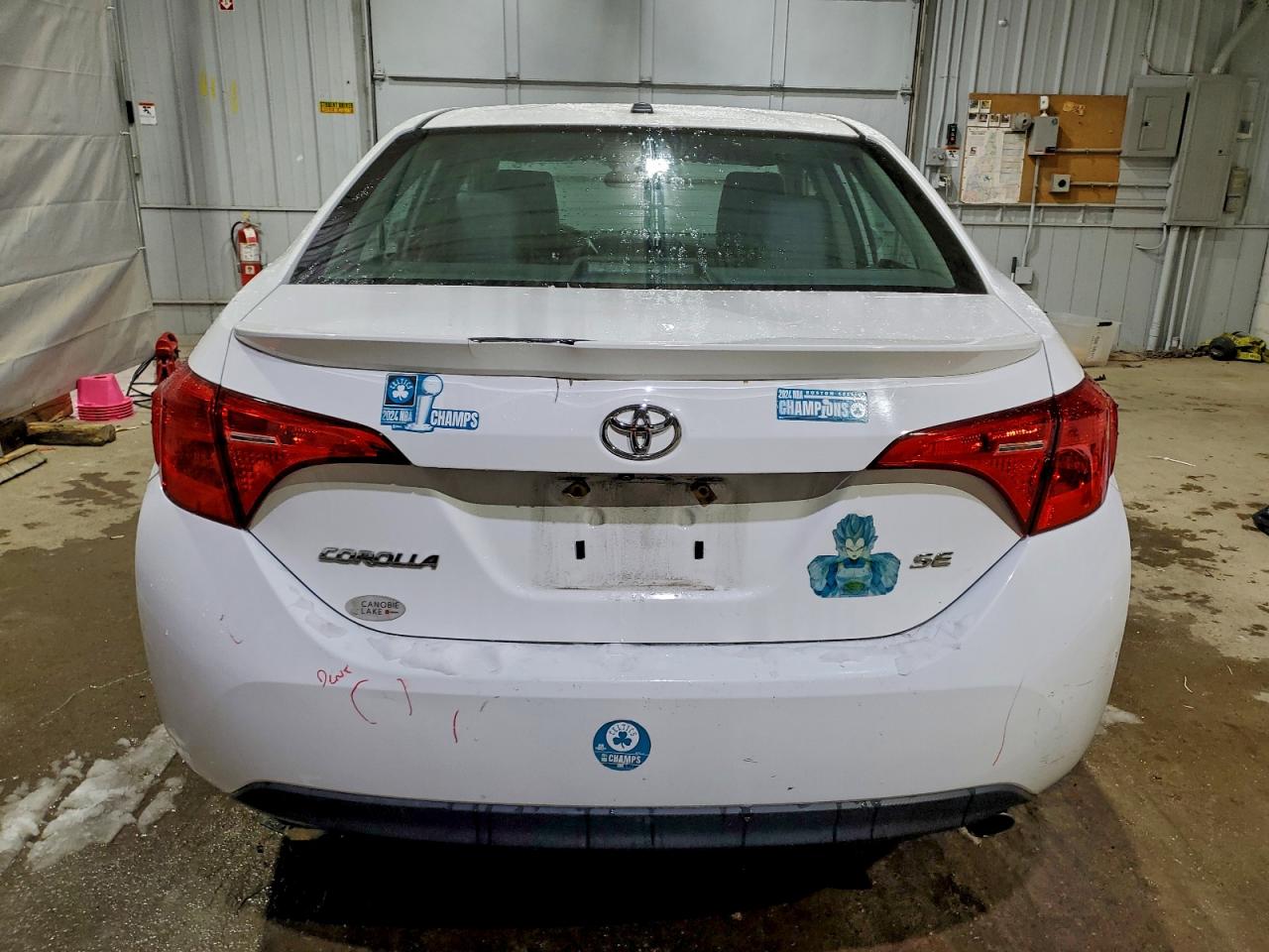 Toyota Corolla L Image 13