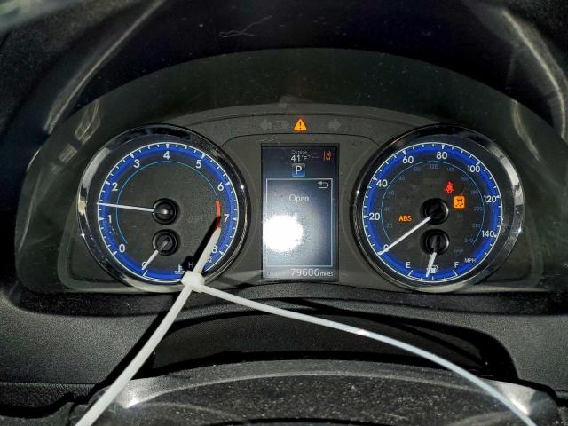 Toyota Corolla L Image 3