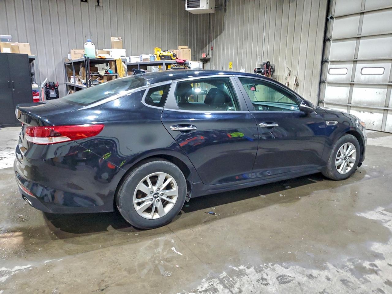 Kia Optima Lx Image 2