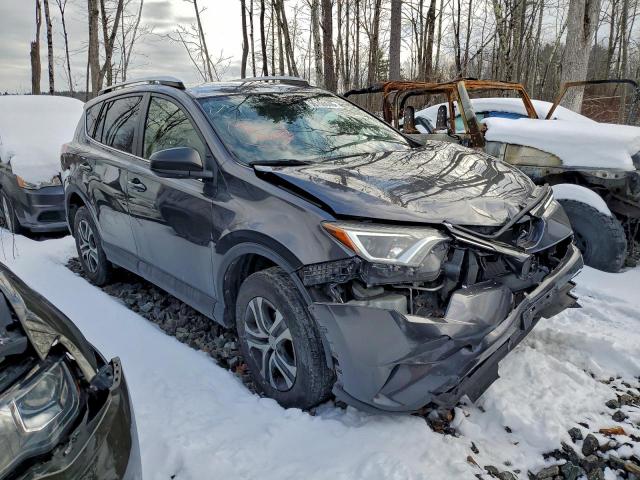 Toyota RAV4 Le Image 6