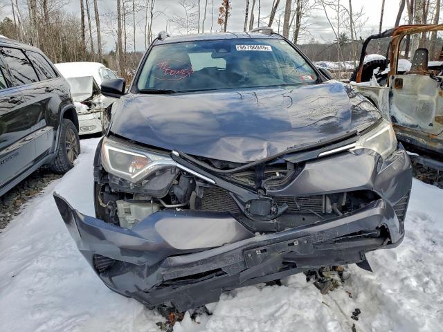 Toyota RAV4 Le Image 3