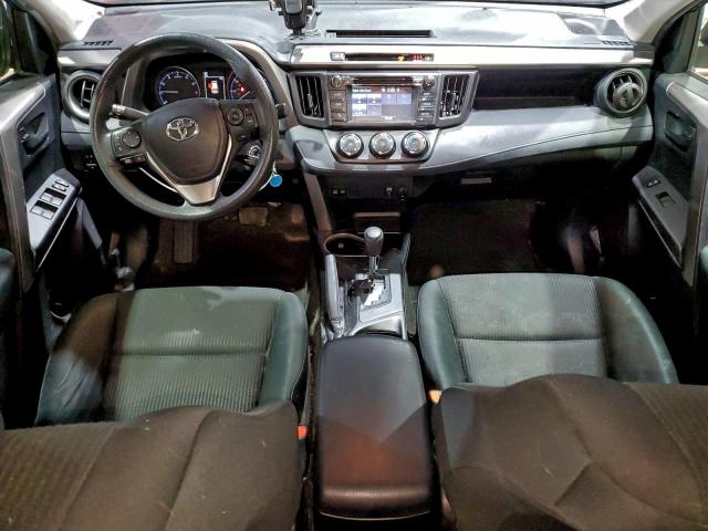 Toyota RAV4 Le Image 4