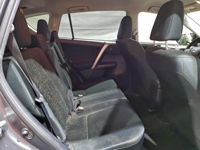 Toyota RAV4 Le Image 9