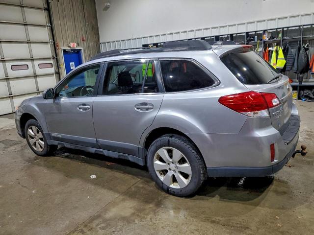 Subaru Outback 2.5i Limited Image 6