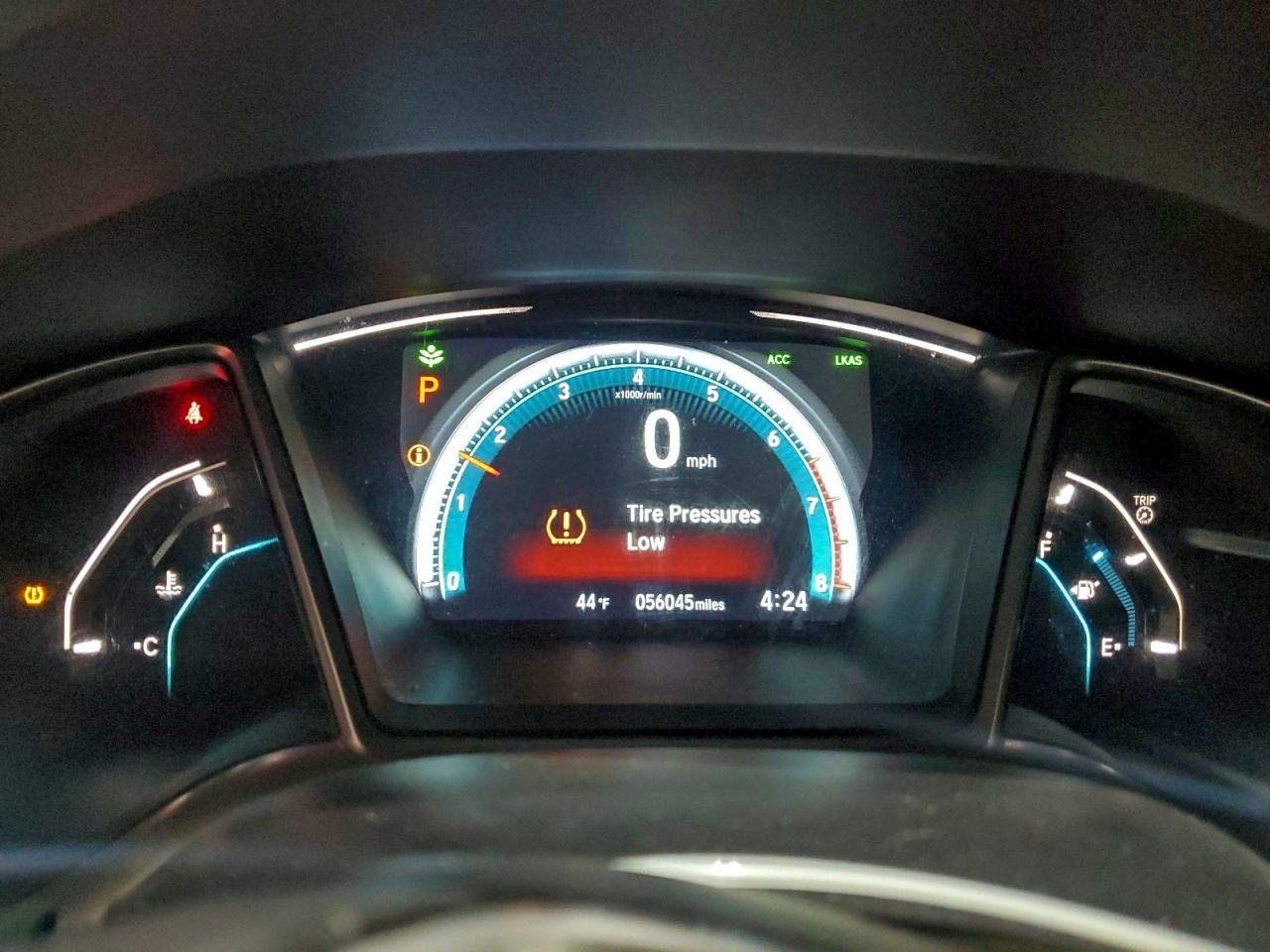 Honda Civic Touring Image 2