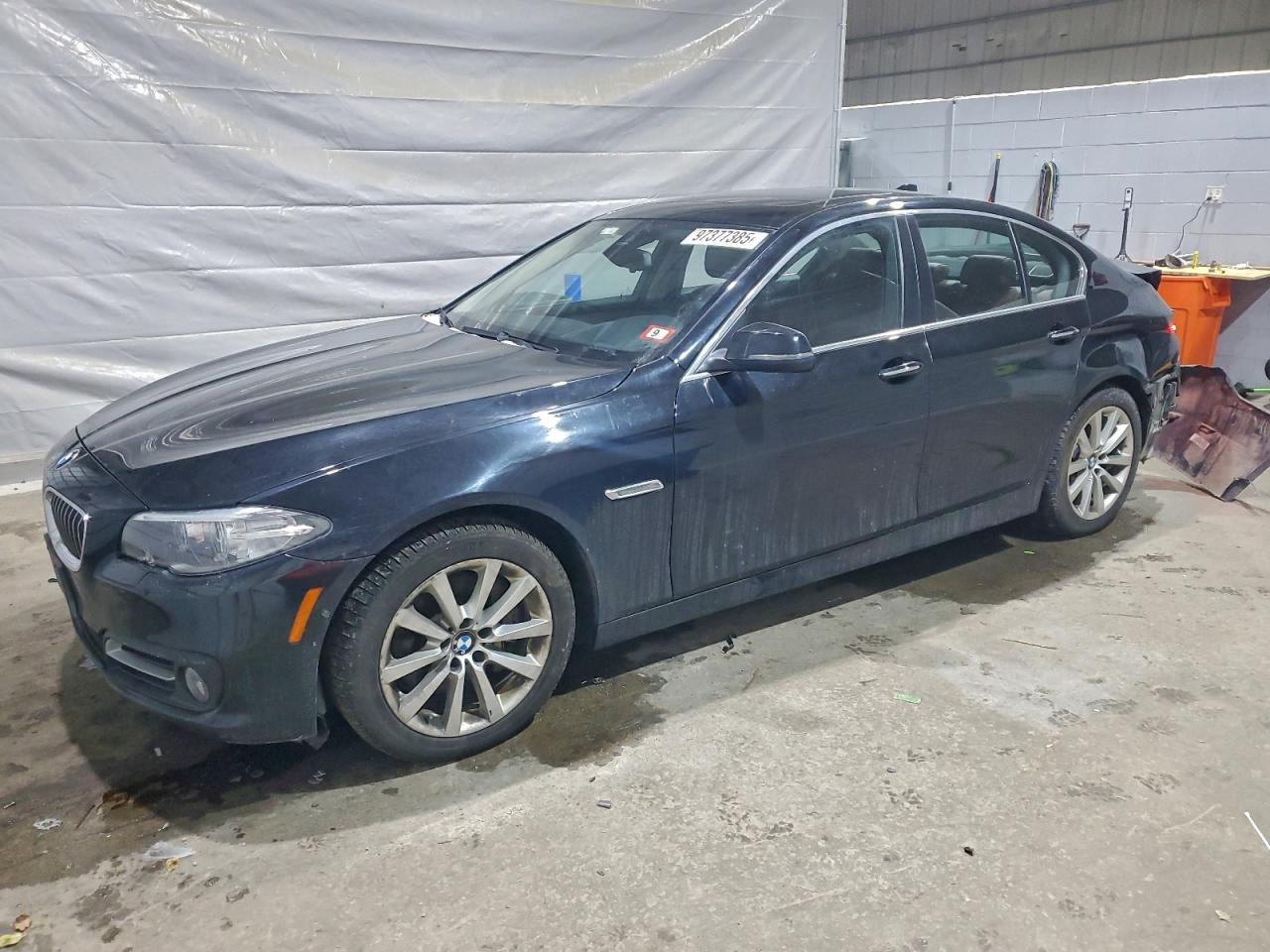 BMW 5 Series Xi Image 1