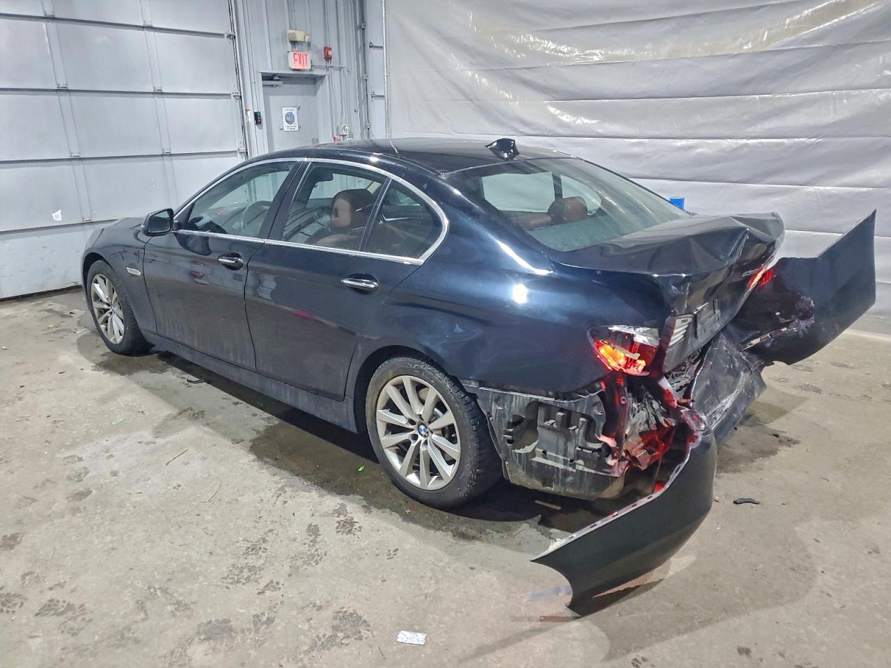 BMW 5 Series Xi Image 2