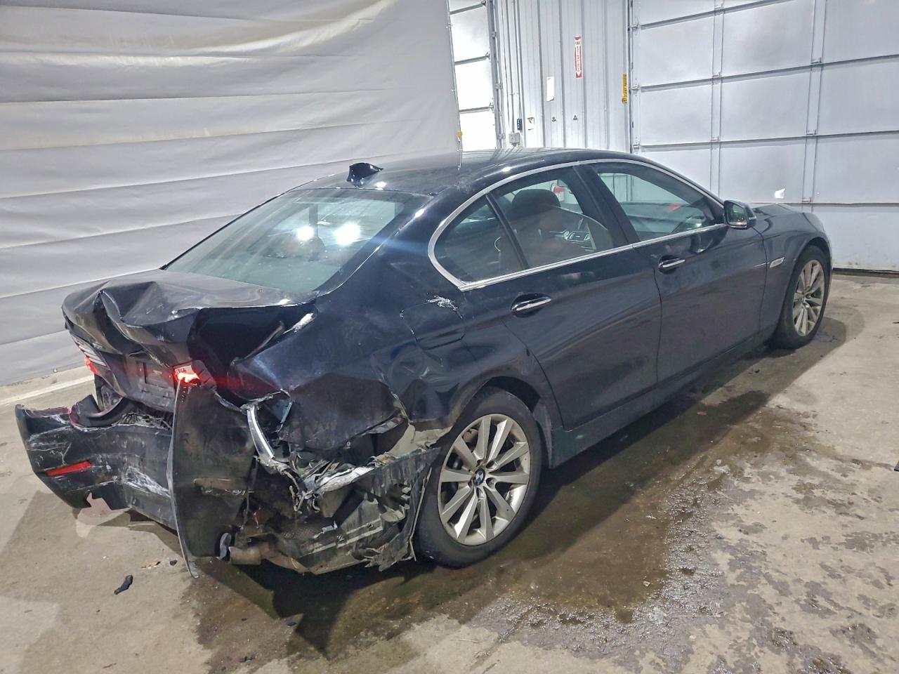 BMW 5 Series Xi Image 6